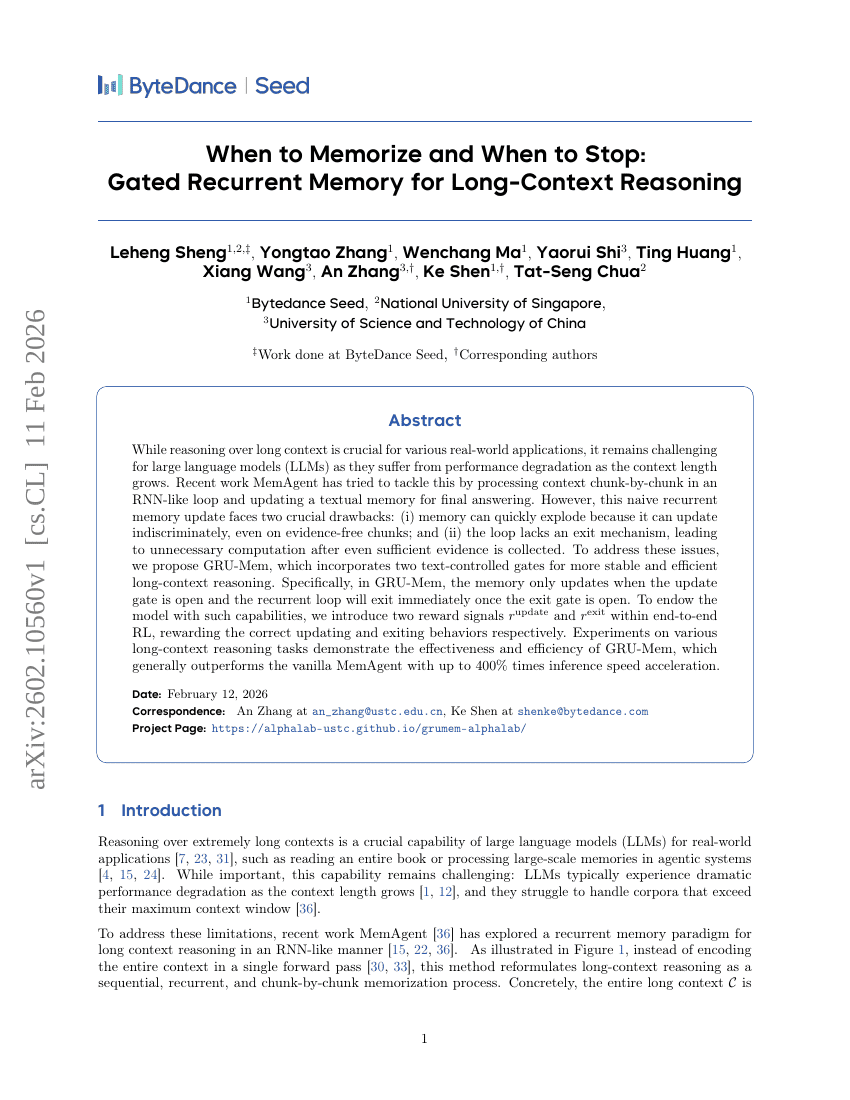 Quand mémoriser et quand s’arrêter : une mémoire récurrente à grille pour le raisonnement à longue portée